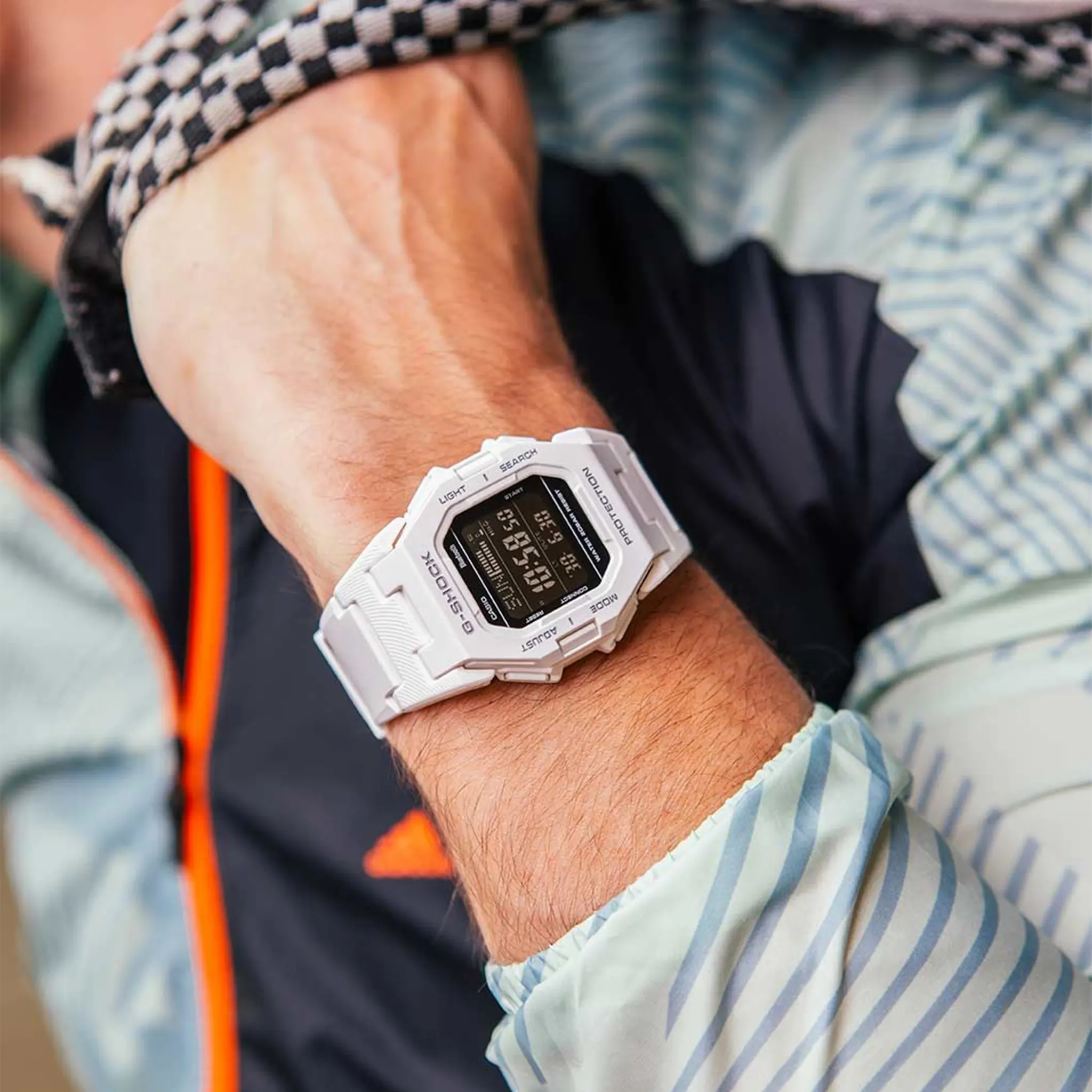 Model view of G-Shock Casio GD-B500-1ER White